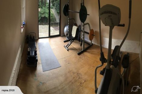 Photo of property in 17 Golf Road, New Lynn, Auckland, 0600