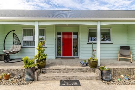 Photo of property in 55 Barrett Road, Whalers Gate, New Plymouth, 4310