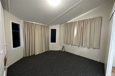 Photo of property in 123 Astley Avenue, New Lynn, Auckland, 0600