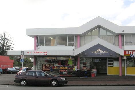 Photo of property in 3/103 West Coast Road, Glen Eden, Auckland, 0602