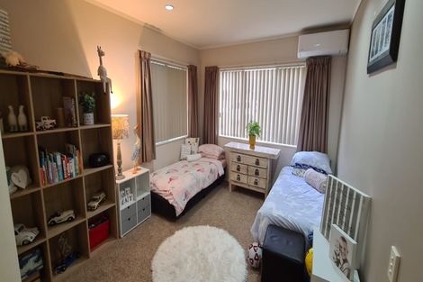 Photo of property in 11 Kotuku Drive, Paraparaumu Beach, Paraparaumu, 5032