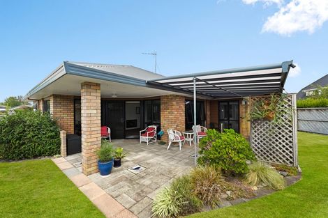 Photo of property in 14 Rogers Place, Fairview Downs, Hamilton, 3214