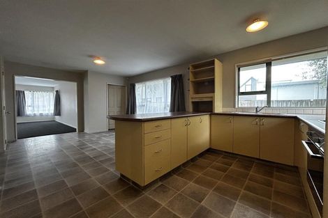 Photo of property in 39 Aldershot Street, Aranui, Christchurch, 8061