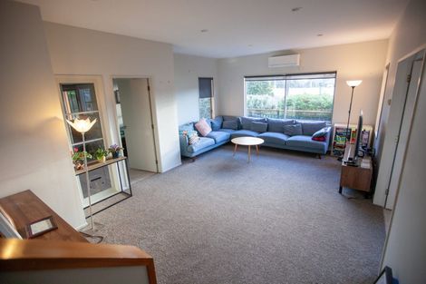 Photo of property in 5 Awa Road, Miramar, Wellington, 6022