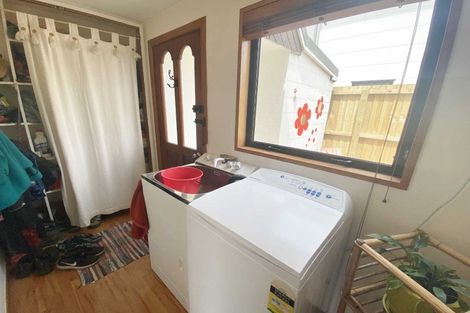 Photo of property in 1/179 Marine Parade, New Brighton, Christchurch, 8083