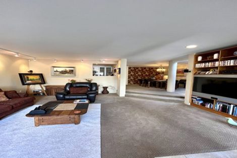 Photo of property in Highwic, 2/32 Hobson Street, Thorndon, Wellington, 6011