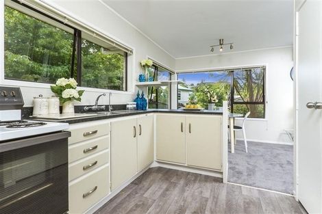 Photo of property in 2/21 Waiau Street, Torbay, Auckland, 0630