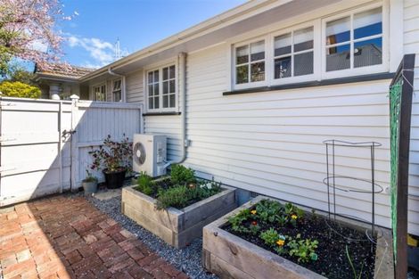 Photo of property in 11 Joyce Crescent, Ilam, Christchurch, 8041