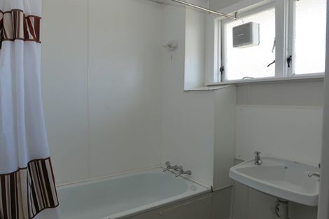 Photo of property in 27-29 Niagara Street, Waitangirua, Porirua, 5024