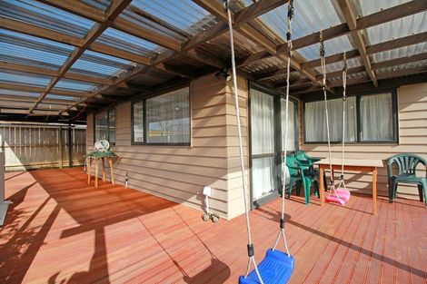 Photo of property in 12 Masters Place, Favona, Auckland, 2024