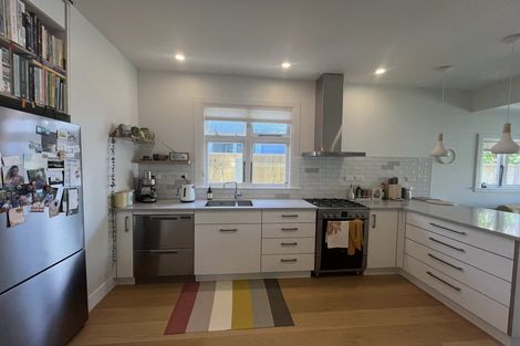 Photo of property in 12 Matipo Street, Eastbourne, Lower Hutt, 5013