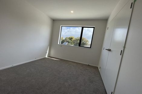 Photo of property in 6/241 Don Buck Road, Massey, Auckland, 0614