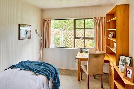 Photo of property in 104 Oxford Street, Tawa, Wellington, 5028