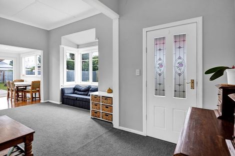 Photo of property in 9 Princes Street, Hawera, 4610