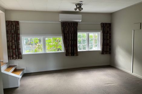 Photo of property in 23 Totara Street, Eastbourne, Lower Hutt, 5013