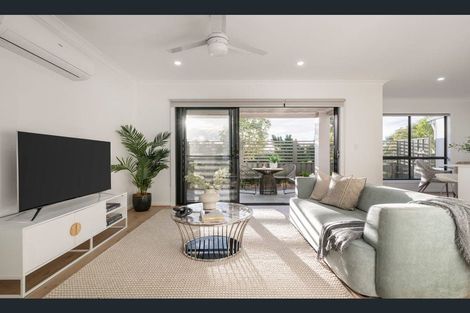 Photo of property in 14 Pipi Crescent, Tuakau, 2121