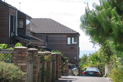 Photo of property in 2/43 Gulf View Road, Murrays Bay, Auckland, 0630