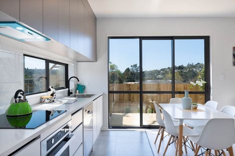 Photo of property in 13d Ranch Avenue, Beach Haven, Auckland, 0626