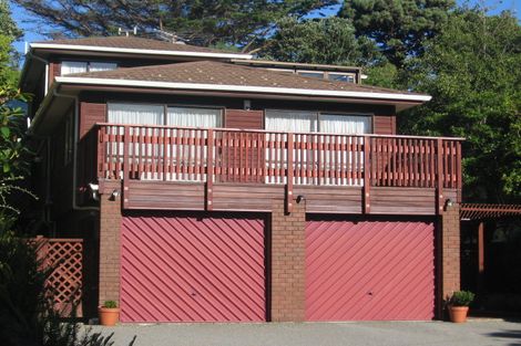 Photo of property in 33 Ngaio Gorge Road, Ngaio, Wellington, 6035