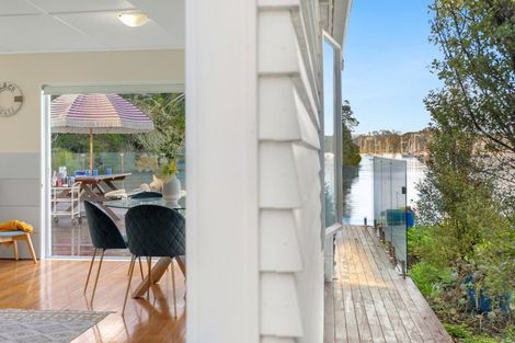 Photo of property in 11 Hope Avenue, Russell, 0202