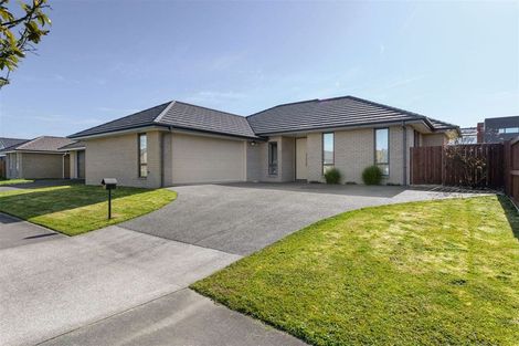 Photo of property in 16 Chalgrove Road, Huntington, Hamilton, 3210