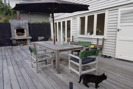 Photo of property in 34 Williamson Avenue, Belmont, Auckland, 0622