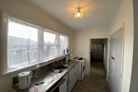 Photo of property in 1/276 Dowse Drive, Maungaraki, Lower Hutt, 5010