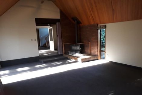 Photo of property in 4 Regalwood Close, Parklands, Christchurch, 8083