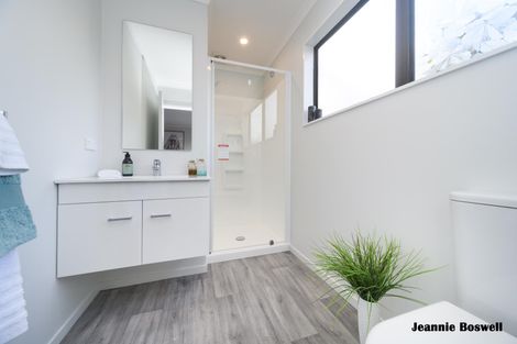 Photo of property in 4 Angelina Way, Kelvin Grove, Palmerston North, 4414