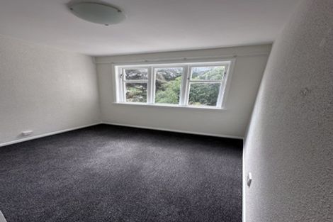 Photo of property in 2/20 Saint Michaels Crescent, Kelburn, Wellington, 6012