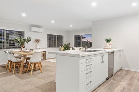 Photo of property in 18 Sabre Street, Papamoa Beach, Papamoa, 3118