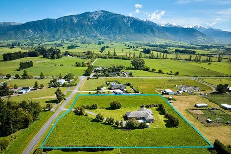 Photo of property in 16 Titoki Drive, Kaikoura Flat, Kaikoura, 7371