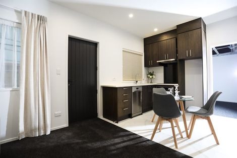 Photo of property in 10 Poutawa Lane, Clarks Beach, 2122