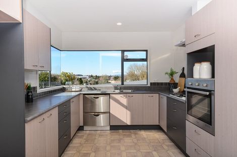 Photo of property in 31 Ranui Street, Dinsdale, Hamilton, 3204