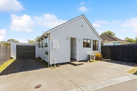 Photo of property in 2/7 Wilmot Street, Northcote, Christchurch, 8052