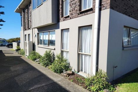 Photo of property in 90b Marine Parade, Mount Maunganui, 3116