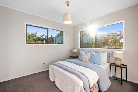 Photo of property in 29 Calypso Place, Rothesay Bay, Auckland, 0630