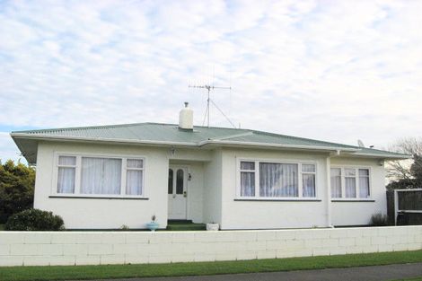 Photo of property in 37 Bignell Street, Gonville, Whanganui, 4501