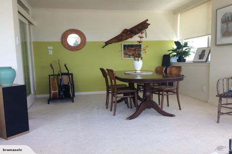 Photo of property in Clifton Towers, 202 Oriental Parade, Oriental Bay, Wellington, 6011