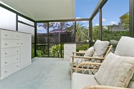 Photo of property in 40 Athena Drive, Totara Vale, Auckland, 0629