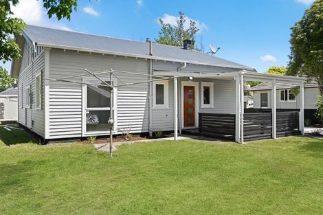 Photo of property in 8 Cassidy Street, Hamilton East, Hamilton, 3216