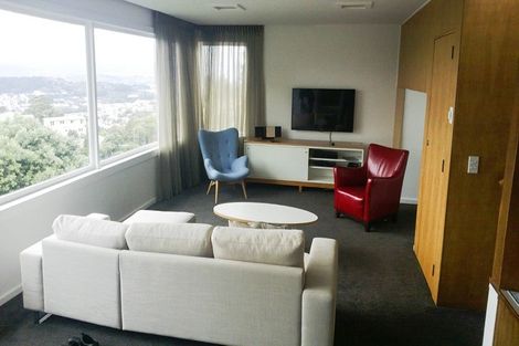 Photo of property in 69 Moana Road, Kelburn, Wellington, 6012