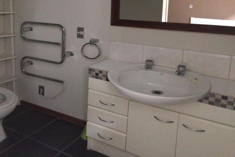 Photo of property in 5b/66 Mount Eden Road, Mount Eden, Auckland, 1024