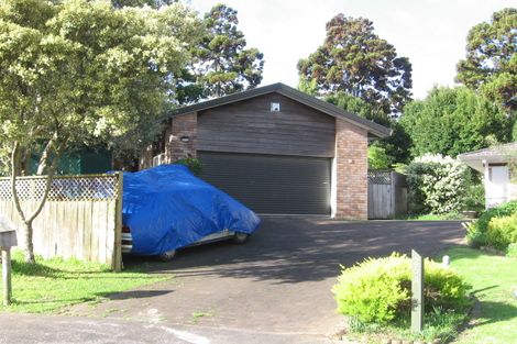 Photo of property in 1/26 Steeple Rise, Pakuranga, Auckland, 2010