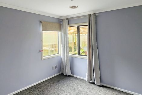 Photo of property in 52 Aotea Drive, Aotea, Porirua, 5024