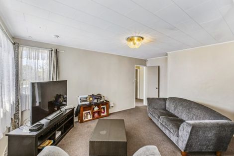Photo of property in 43 Othello Drive, Clover Park, Auckland, 2023