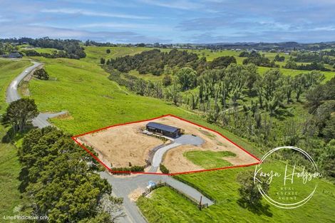 Photo of property in 37 Judd Road, Maungaturoto, 0520