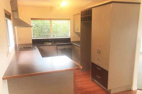 Photo of property in 1/57b Woodlands Crescent, Browns Bay, Auckland, 0630