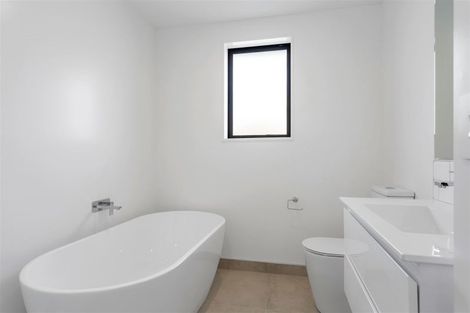 Photo of property in 8 Jasmine Street, Woodend, 7610