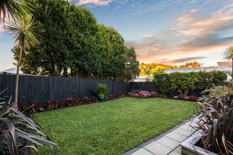 Photo of property in 16 Calliope Road, Devonport, Auckland, 0624